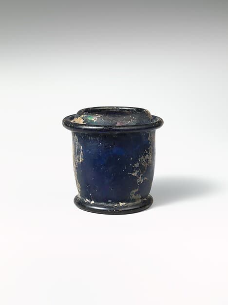 Glass inkwell
