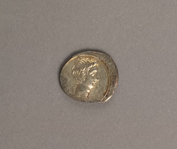 Silver denarius of Octavian (Augustus)
