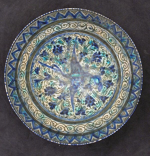 Bowl with Flying Bird Design