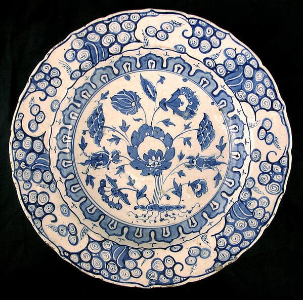 Footed Bowl with Lotuses