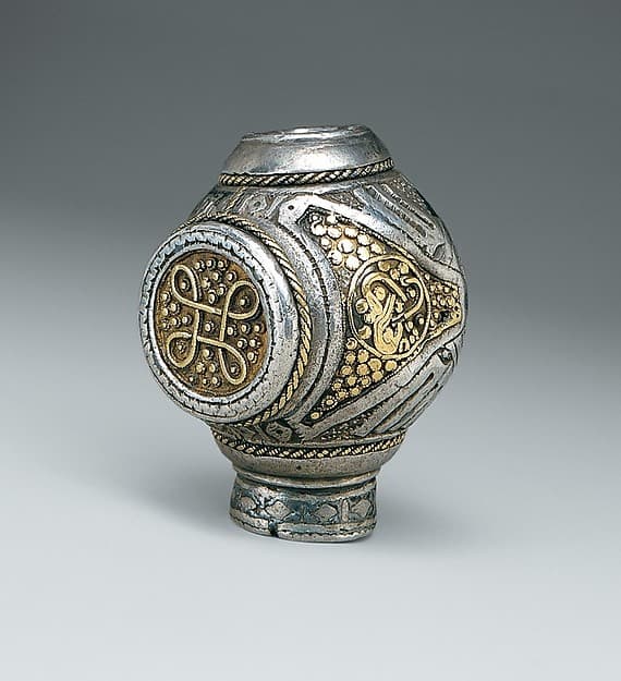 Terminal for an Open Ring Brooch