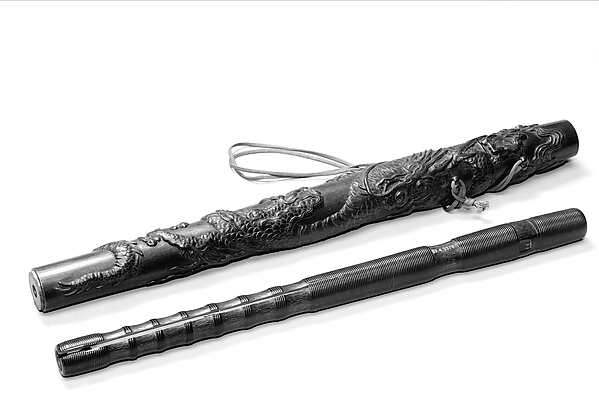 Ryuteki (龍笛 "dragon flute")