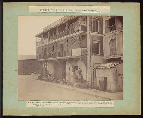 [Scenes of the Plague in Bombay, 1896–97, and the Indian Famine, 1899–1900], by Shivshanker Narayen