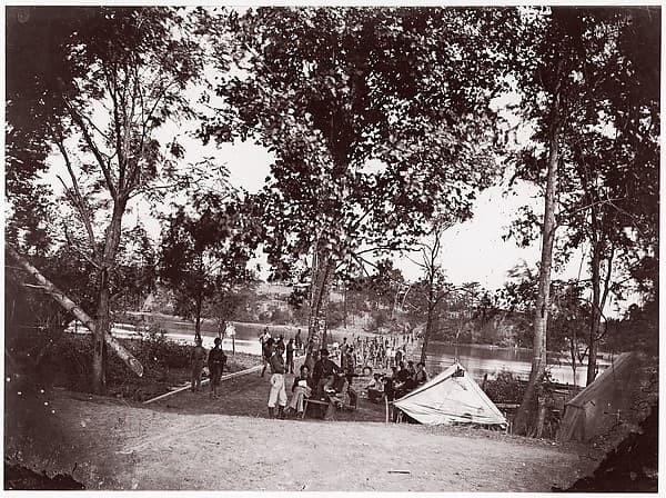 Fort Brady, James River, by Andrew Joseph Russell