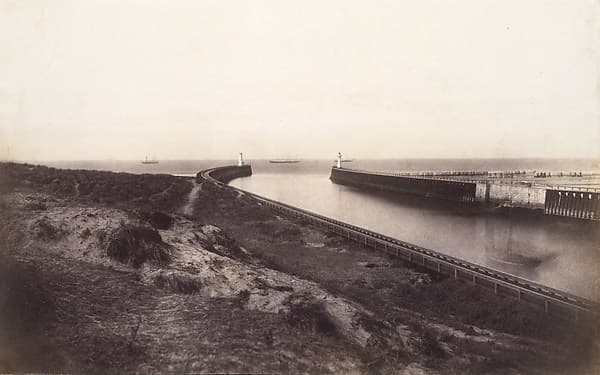 [Entrance to the Port of Boulogne], by Edouard Baldus