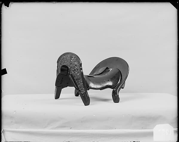 Saddle (Kura)
