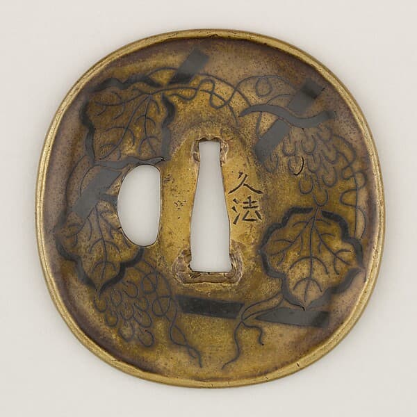 Sword guard (Tsuba) With Grapevines on Trellis Motif (葡萄棚図鐔), by Hisanori