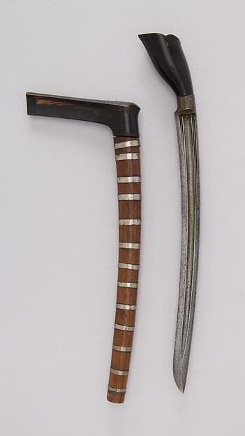 Knife (Bade-bade) with Sheath