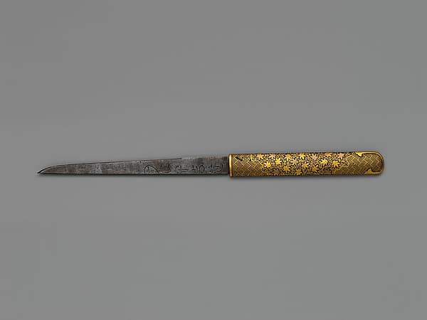 Knife Handle (Kozuka) with Blade Depicting Maples, Arabesques, and Patterns (紅葉唐草文様図小柄)