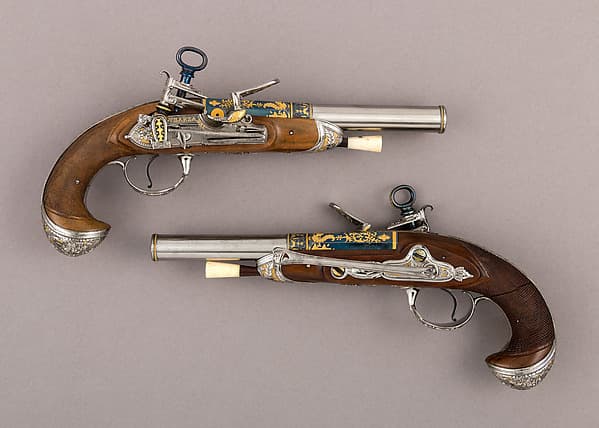 Pair of Pistols with Flintlocks a Las Tres Modas, by Workshop of the Ybarzabel family