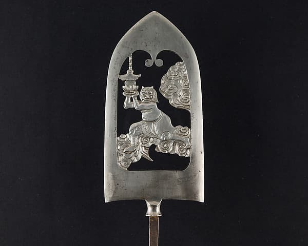 Arrowhead (Yanone)