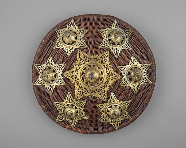 Shield (peurise tuju bintang "seven star shield")