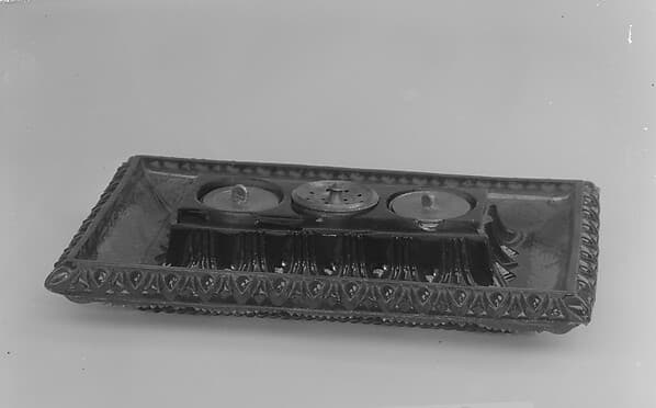 Inkstand