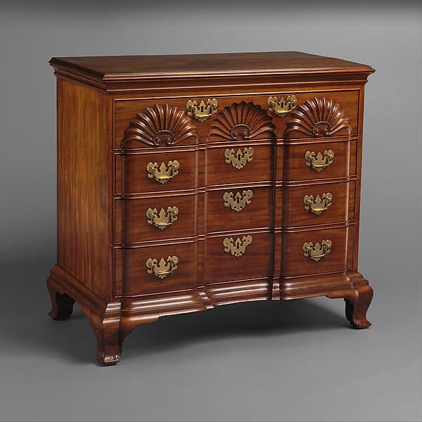 Chest of drawers, by John Townsend