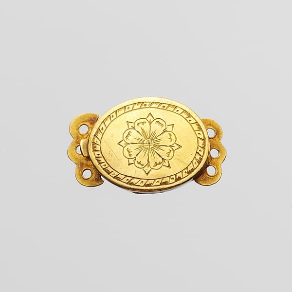 Clasp, by Joseph Richardson Sr.
