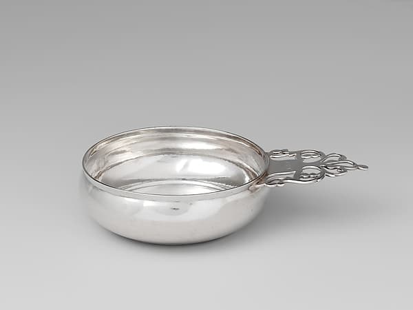 Porringer, by Jacob Hurd