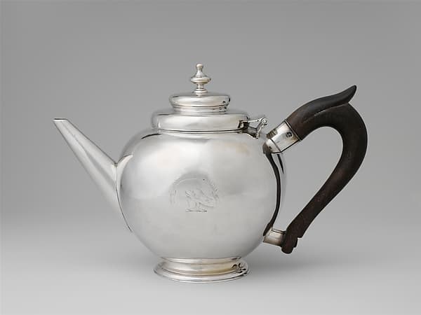 Teapot, by Benjamin Wynkoop Jr.