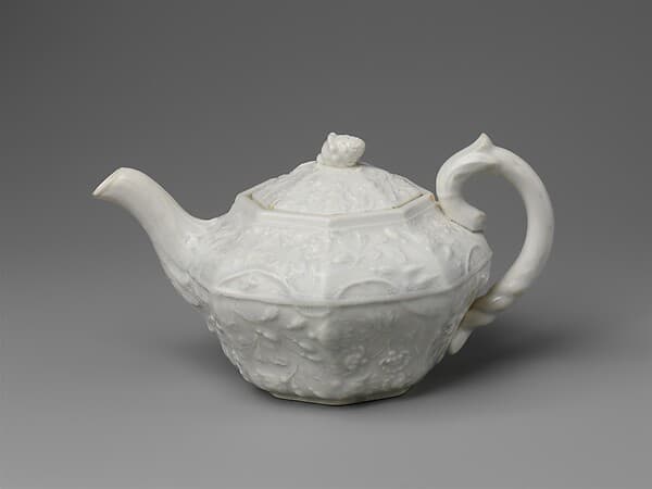 Teapot, by American Pottery Manufacturing Company