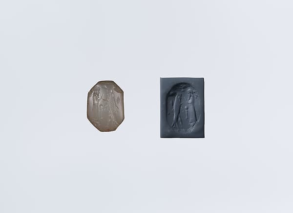 Stamp seal (octagonal pyramid) with cultic scene