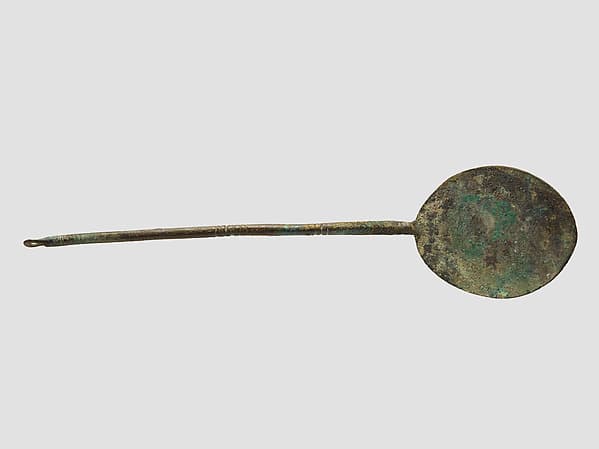 Cosmetic spoon pendant