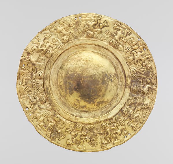 Ornamental disk, by Chimú artist(s)