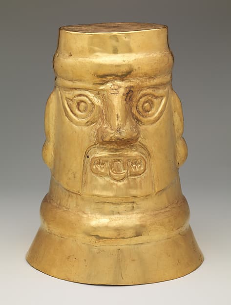 Beaker with inverse face, by Lambayeque (Sicán) artist(s)