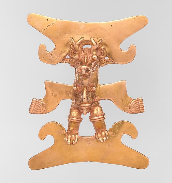 Deer-head pendant, by Chiriquí artist(s)