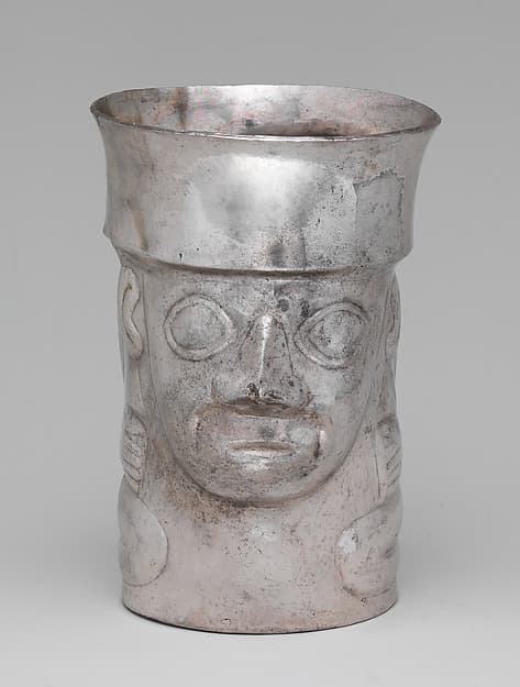 Beaker, by Chimú artist(s)