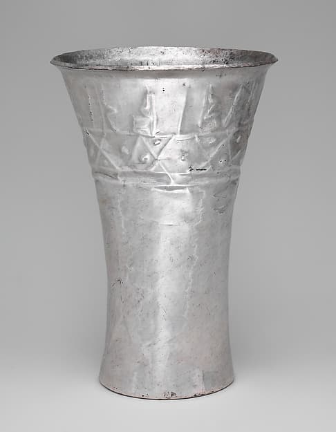 Beaker, by Chimú artist(s)