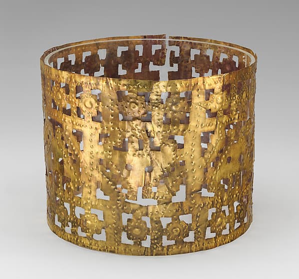 Crown, by North Coast artist(s)