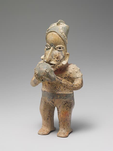 Standing ballplayer, by Ameca-Etzatlán artist(s)