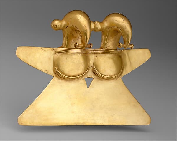 Double-eagle pendant, by Initial Style artist(s)
