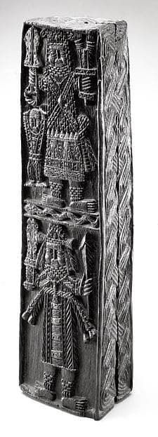 Box with Ọ́bà Ozolua and unidentified ọ́bà, by Omada (sword bearer and wood carver) association member(s)