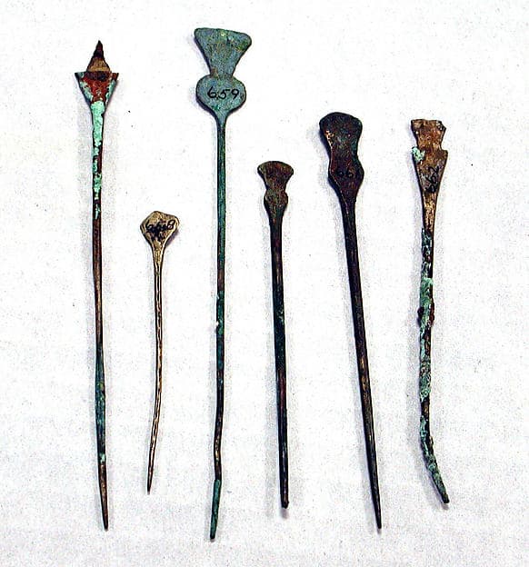 Hammered Copper Pin (tupu)
