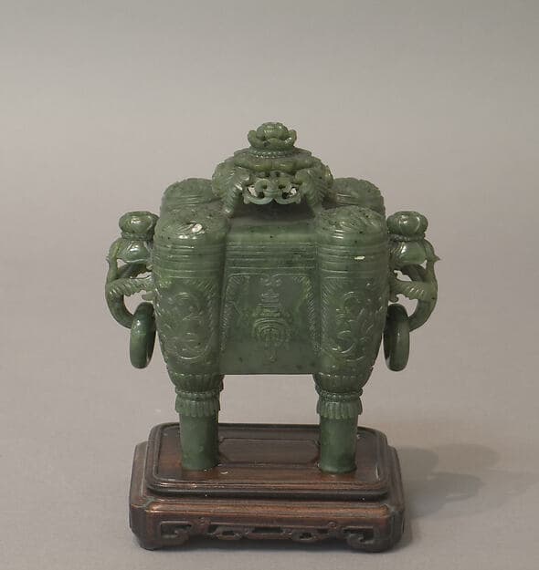 Incense burner with cover