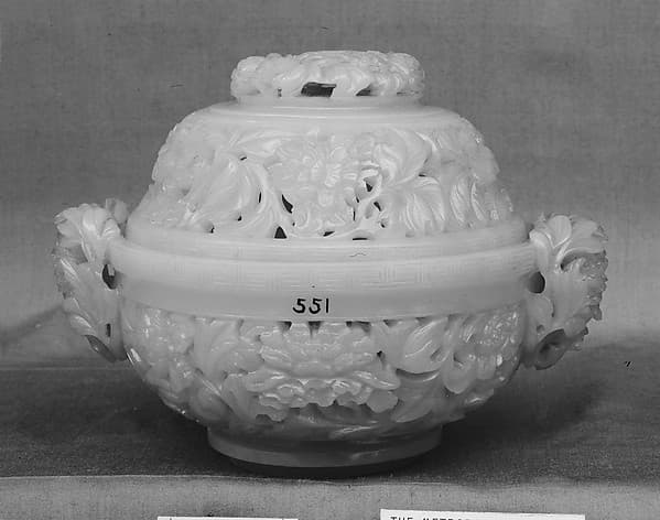Incense burner with cover