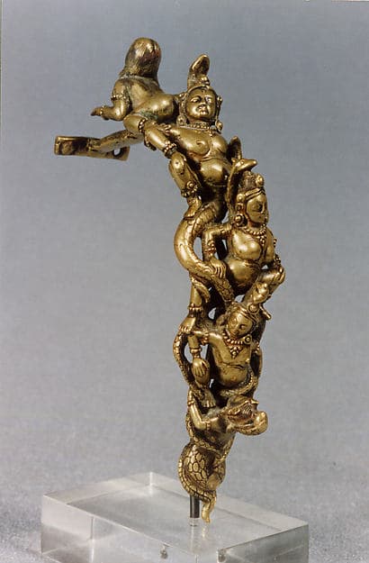 Handle with Intertwined Figures
