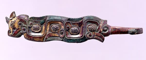 Belt Hook in the Shape of a Horned Dragon