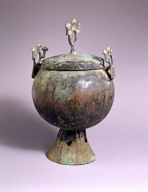 Cauldron with lid (Fu)