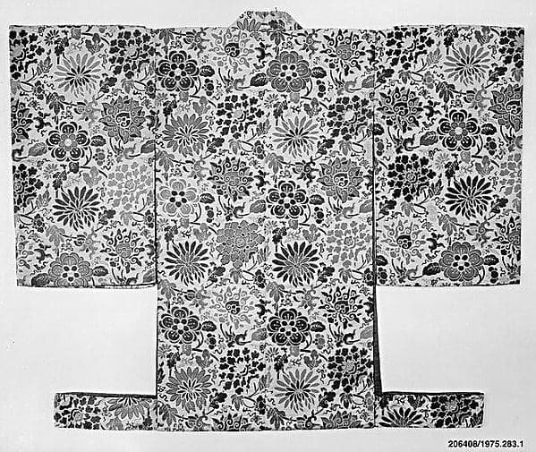 Noh Robe (Happi) with Pattern of Flowers and Auspicious Symbols
