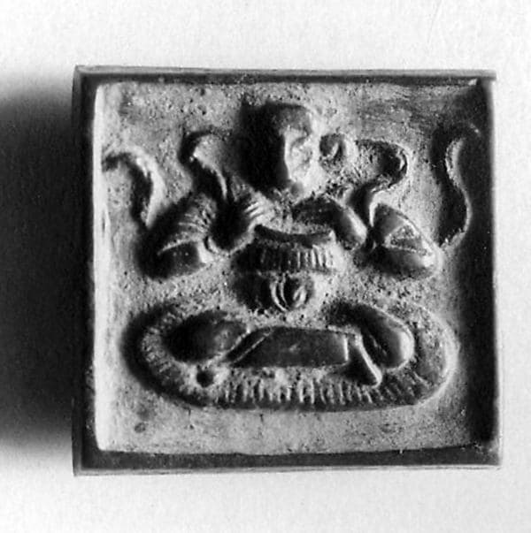 Decorative belt plaque
