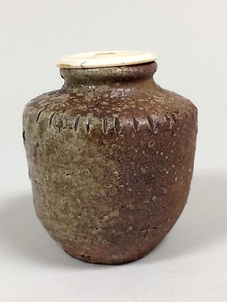 Tea jar with cover