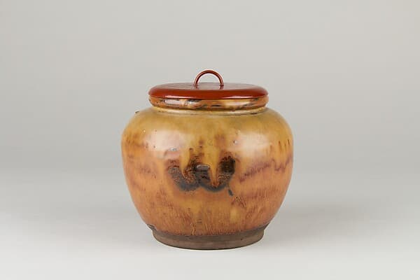 Jar with Cover, by Ikkan