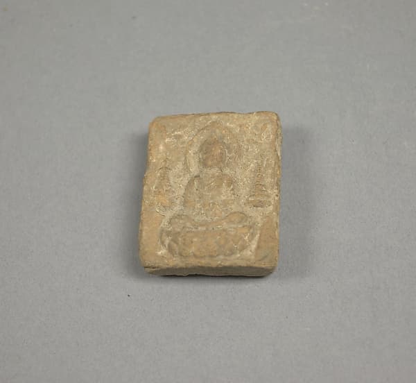 Votive Plaque with Seated Buddhas