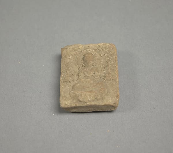 Votive Plaque with Seated Buddhas