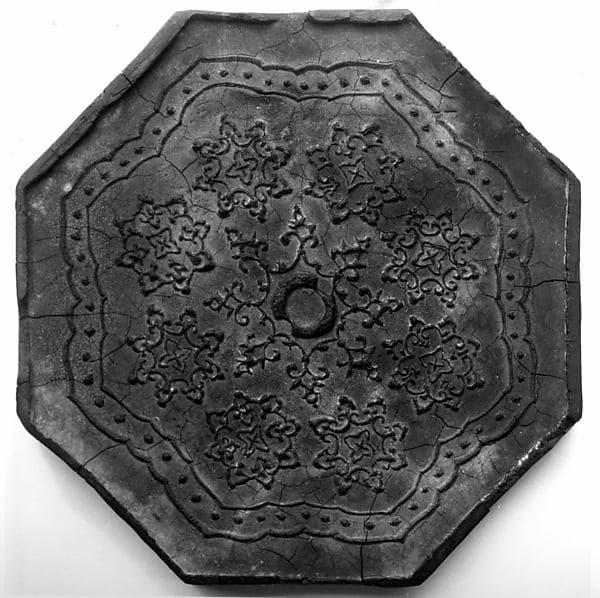 Ink Tablet with Tang Mirror Design
