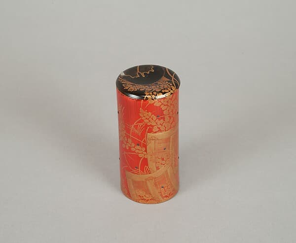 Cylindrical box