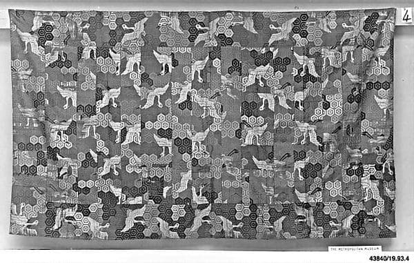 Seven-Panel Buddhist Monk’s Vestment (Shichijō kesa) with Crane Patterns on Hexagonal Diaper Pattern (Mokkō) Background