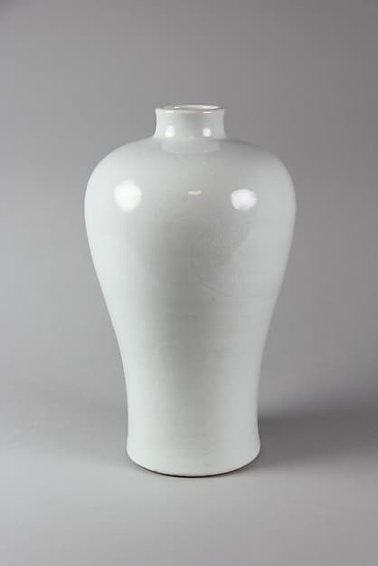 Meiping vase with dragon
