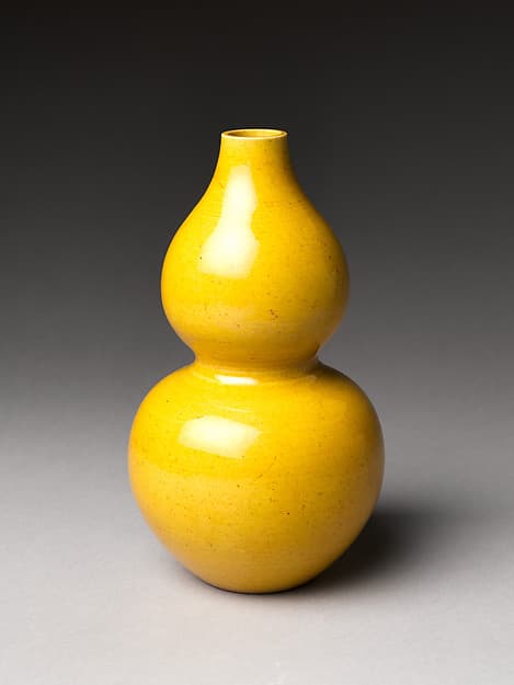 Vase in Shape of Double Gourd